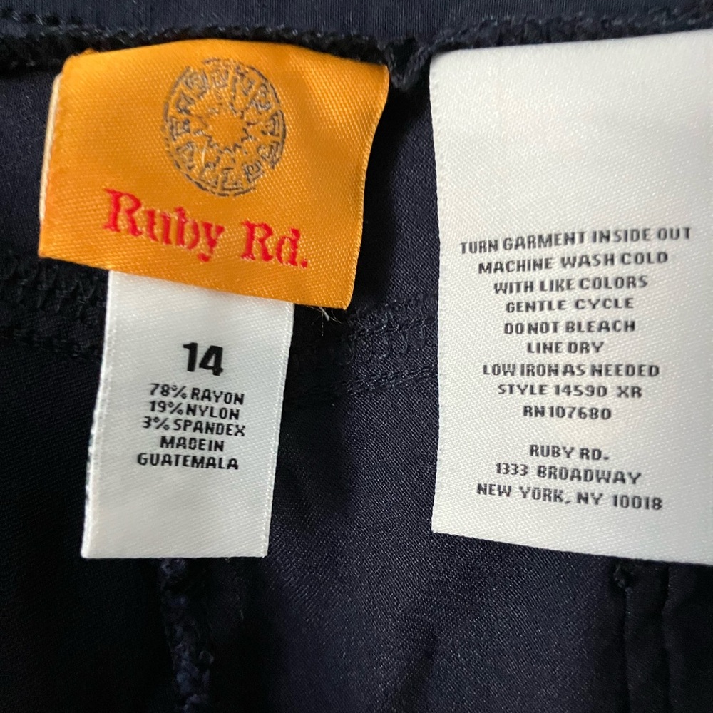 NWOT Ruby Rd. Slacks - Picture 4 of 6